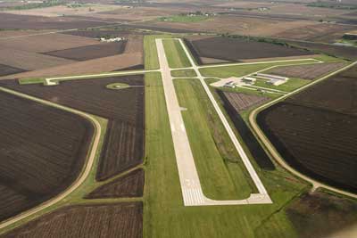 https://www.cityofcarroll.com/wp-content/uploads/2022/06/Airport-KCIN.jpg